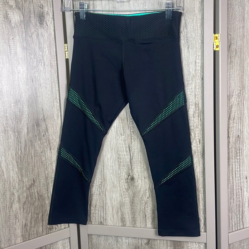 New! Lorna Jane black/neon spearmint 7/8 yoga/running pants women's XS